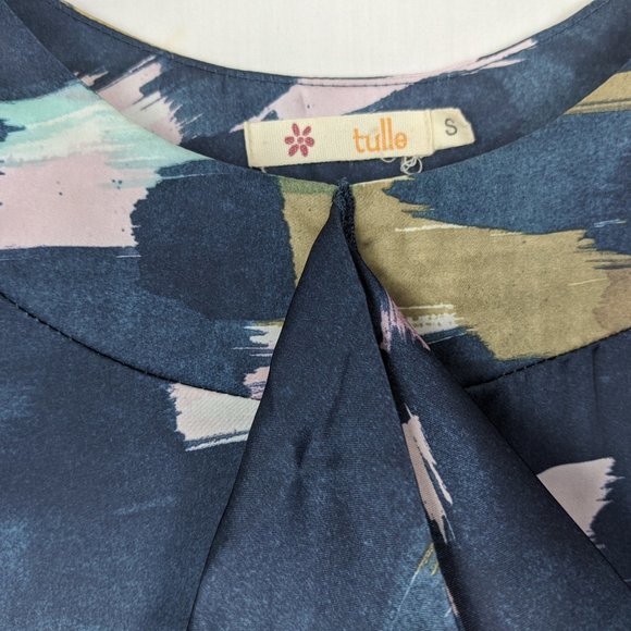 Tulle Ruffled career blouse sz S - Picture 5 of 6